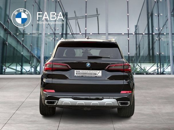 BMW X5 45e xDrive 290 kW image number 4