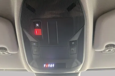 Car image 39