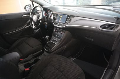 Car image 24