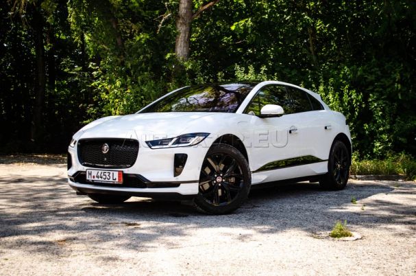 Jaguar I-Pace EV320 SE 235 kW image number 3