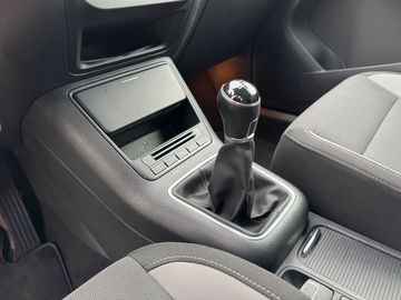 Car image 23