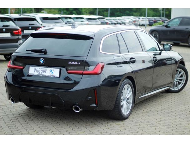 BMW 330d Touring 210 kW image number 8