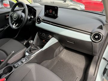 Car image 10