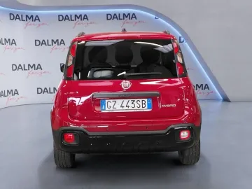 Car image 5