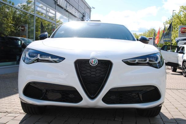 Alfa Romeo Stelvio Q4 154 kW image number 3