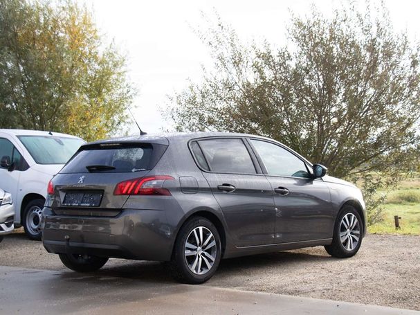 Peugeot 308 1.2 110 81 kW image number 3