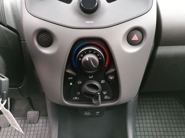 Peugeot 108 VTI Active 53 kW image number 18