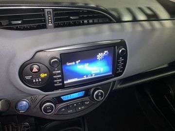 Car image 37