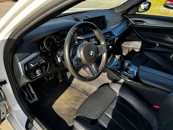 BMW 530 e 185 kW image number 11