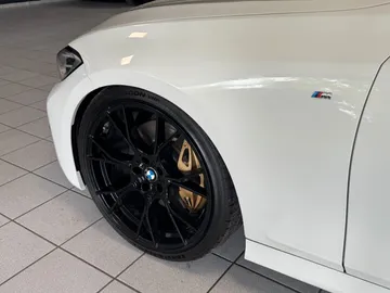 Car image 29