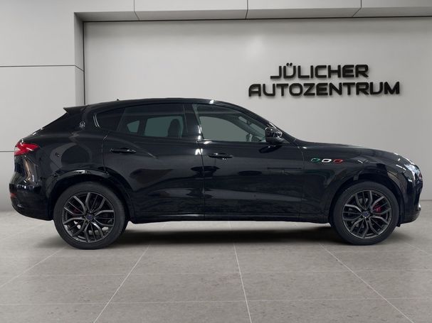 Maserati Levante Q4 GranSport 257 kW image number 3