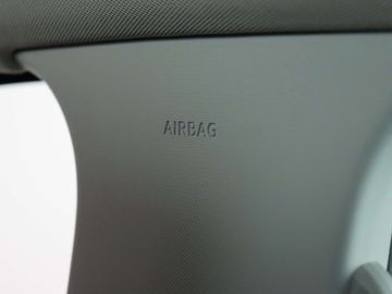 Car image 39