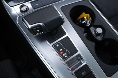 Car image 37