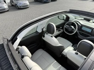 Car image 25