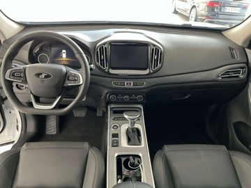 Car image 10