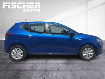 Car image 2