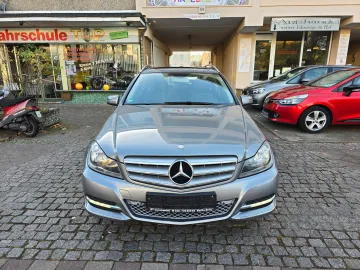 Car image 27