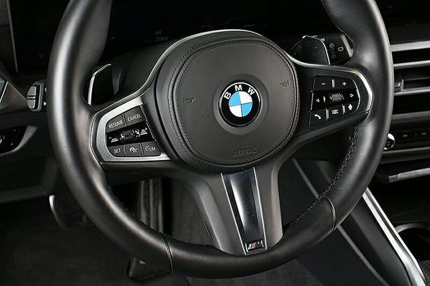 BMW 320i Touring 135 kW image number 15