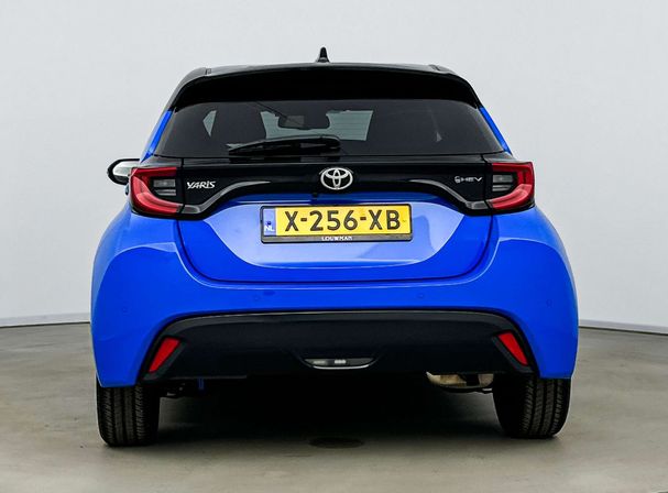 Toyota Yaris Hybrid 85 kW image number 16