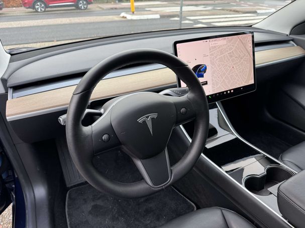 Tesla Model 3 60 Plus 225 kW image number 30