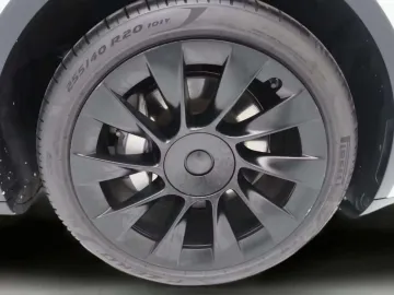 Car image 31
