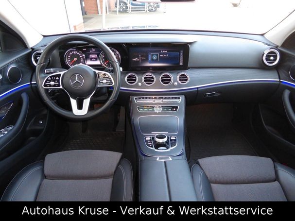 Mercedes-Benz E 200 4Matic 135 kW image number 12