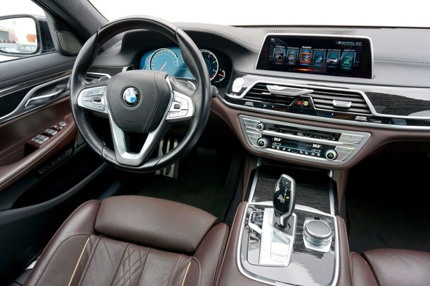 BMW 730d xDrive M Sport 195 kW image number 16