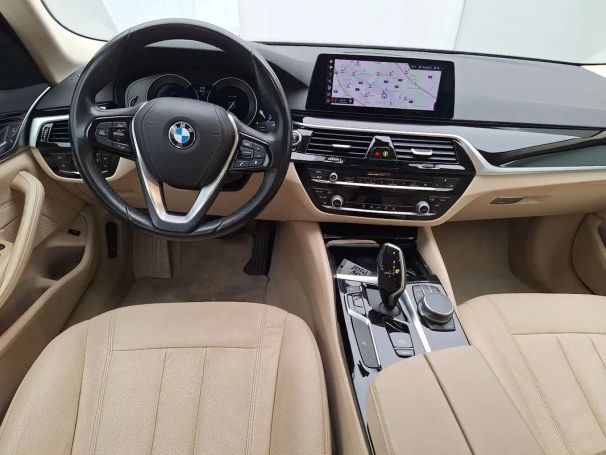 BMW 520i 135 kW image number 18