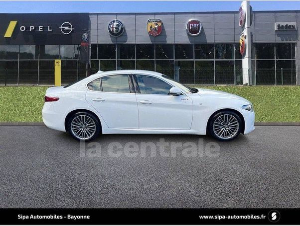 Alfa Romeo Giulia 2.2 AT8 140 kW image number 4