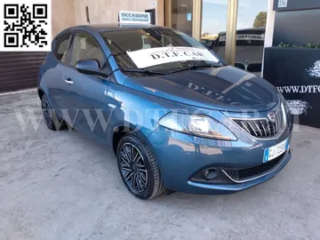 Car image 2