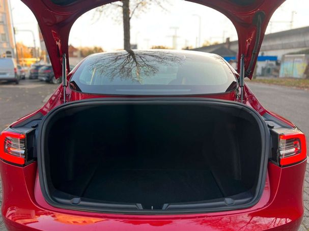 Tesla Model 3 Plus 239 kW image number 8