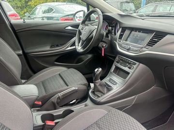 Car image 10