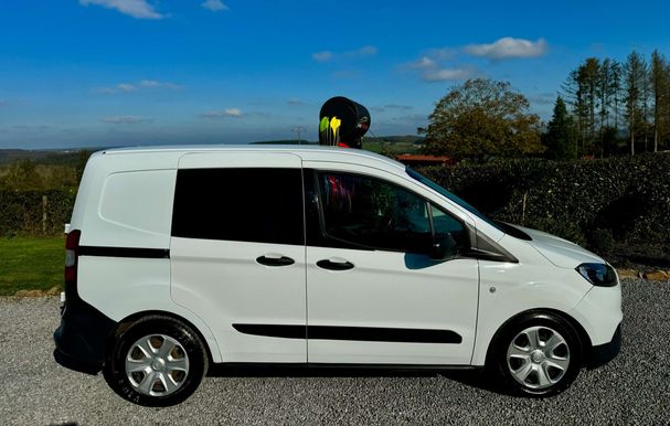 Ford Transit Courier 1.5 TDCi 55 kW image number 6