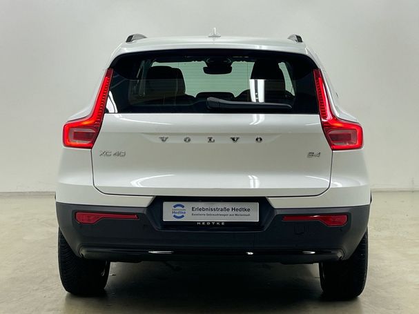 Volvo XC40 B4 Plus Dark 145 kW image number 5