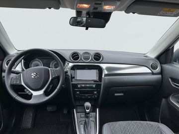 Car image 11