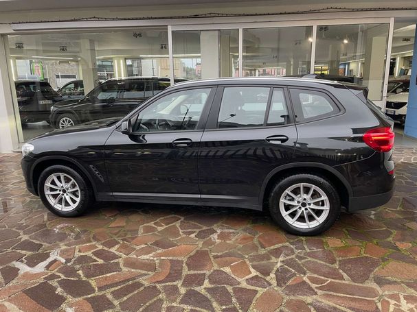 BMW X3 xDrive20d Advantage 140 kW image number 5