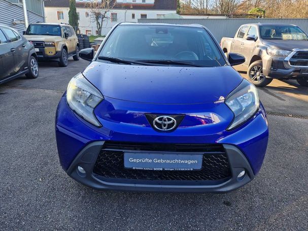 Toyota Aygo X 53 kW image number 8