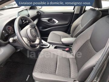 Car image 13