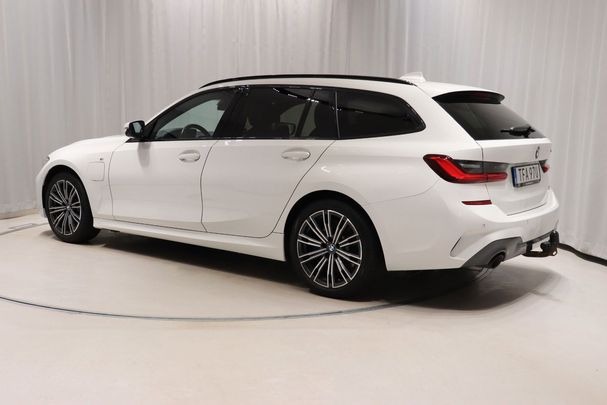 BMW 330 Touring 185 kW image number 6