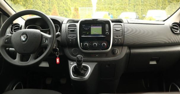 Renault Trafic 107 kW image number 13