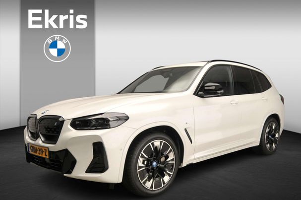 BMW iX3 M Sport 210 kW image number 1