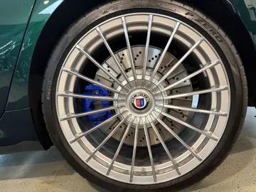 Car image 23