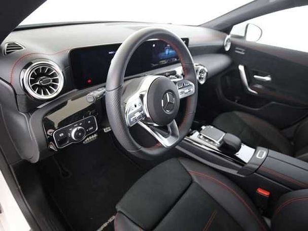 Mercedes-Benz CLA 180 100 kW image number 4