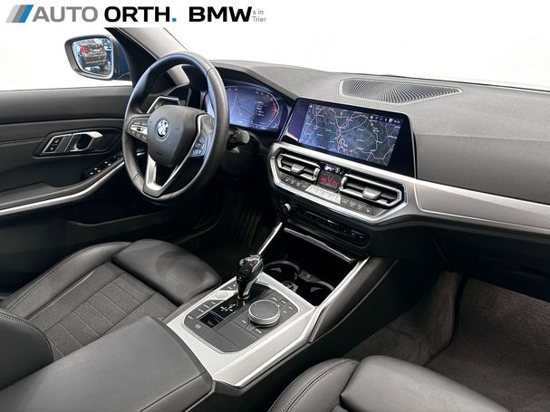 BMW 320i 135 kW image number 14