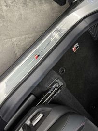 Car image 41