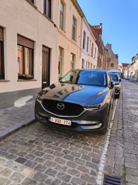 Car image 4