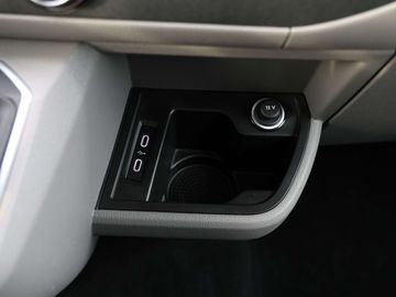 Car image 38