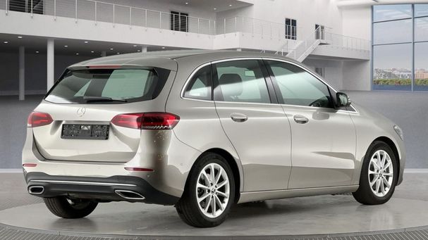 Mercedes-Benz B 200 120 kW image number 2