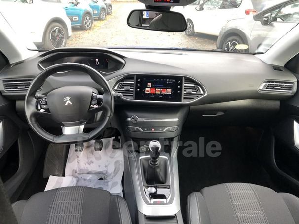 Peugeot 308 1.5 BlueHDi 130 Allure 96 kW image number 5