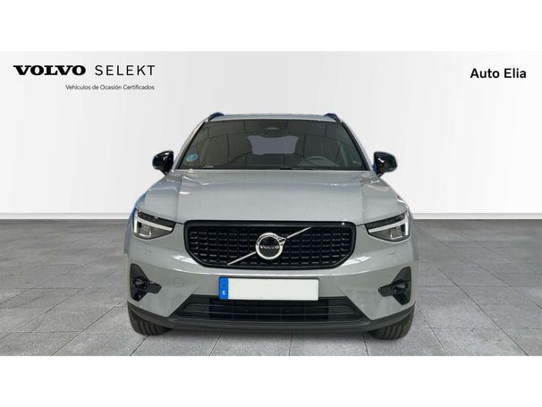 Volvo XC40 T2 Core 95 kW image number 8